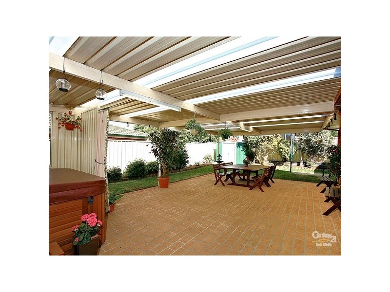 54 Thompson Cres, Glenwood NSW 2768