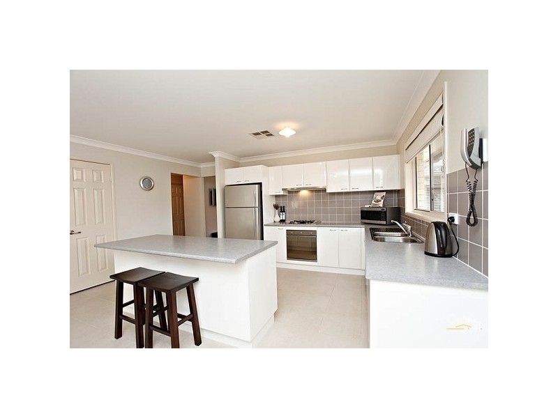 18 McCombe Ave, Rouse Hill NSW 2155