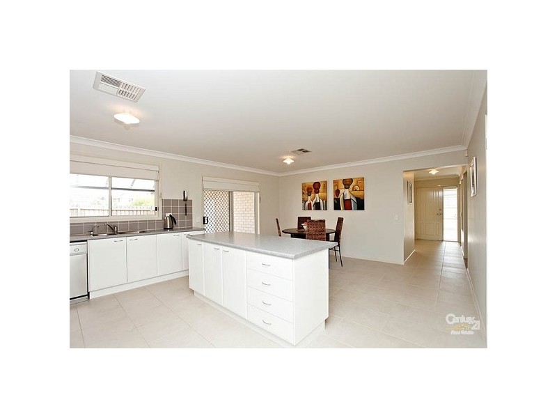 18 McCombe Ave, Rouse Hill NSW 2155