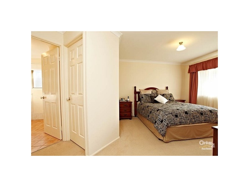 28 Stanford Cct, Rouse Hill NSW 2155