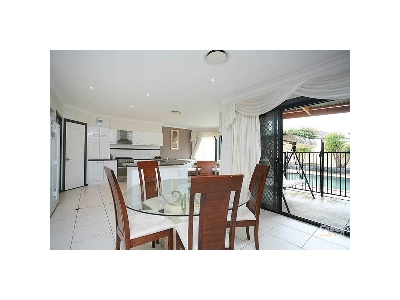 17 Damien Drive, Parklea NSW 2768