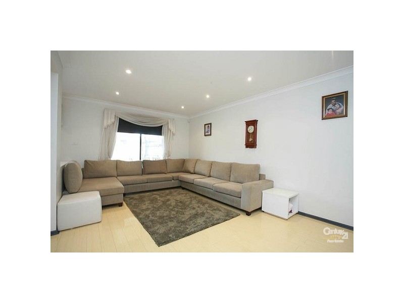 17 Damien Drive, Parklea NSW 2768