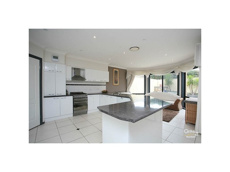 17 Damien Drive, Parklea NSW 2768