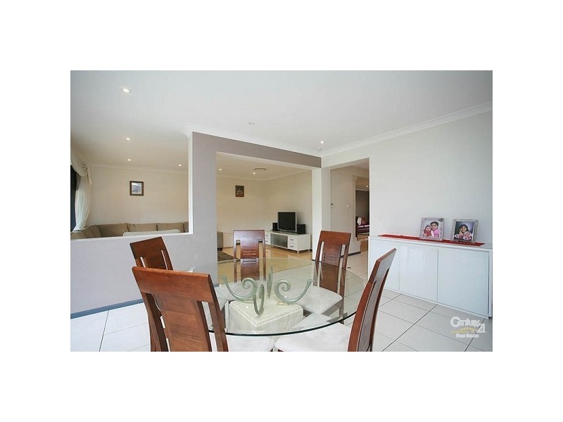 17 Damien Drive, Parklea NSW 2768