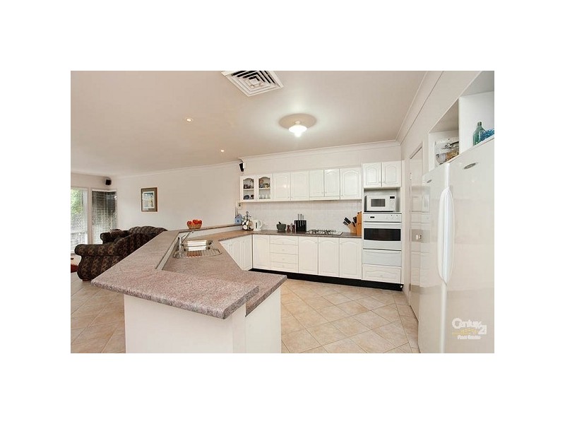 4 Barnes Place, Rouse Hill NSW 2155