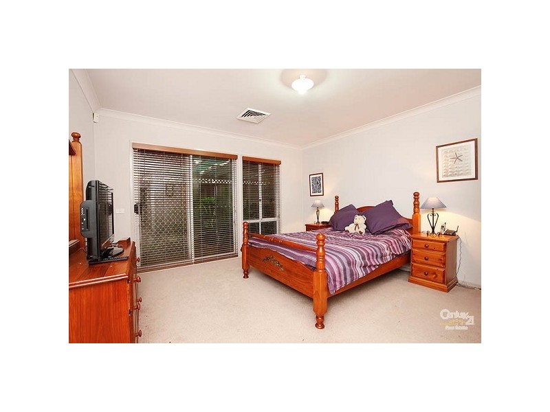 4 Barnes Place, Rouse Hill NSW 2155