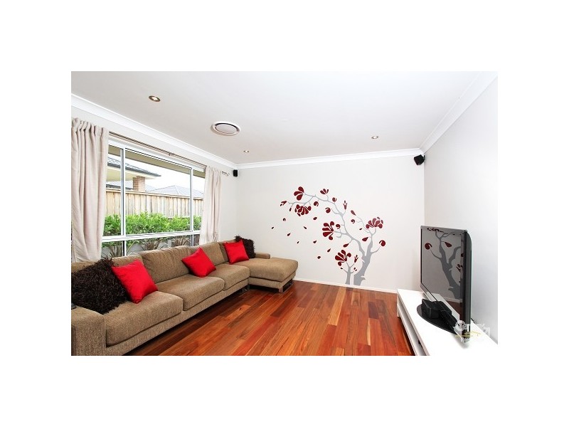 19 Mallard Drive, The Ponds NSW 2769