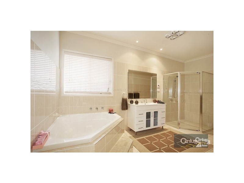 21 Falkirk Avenue, Kellyville NSW 2155