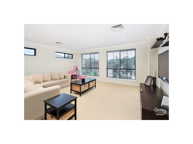 5 Greensborough Ave, Rouse Hill NSW 2155