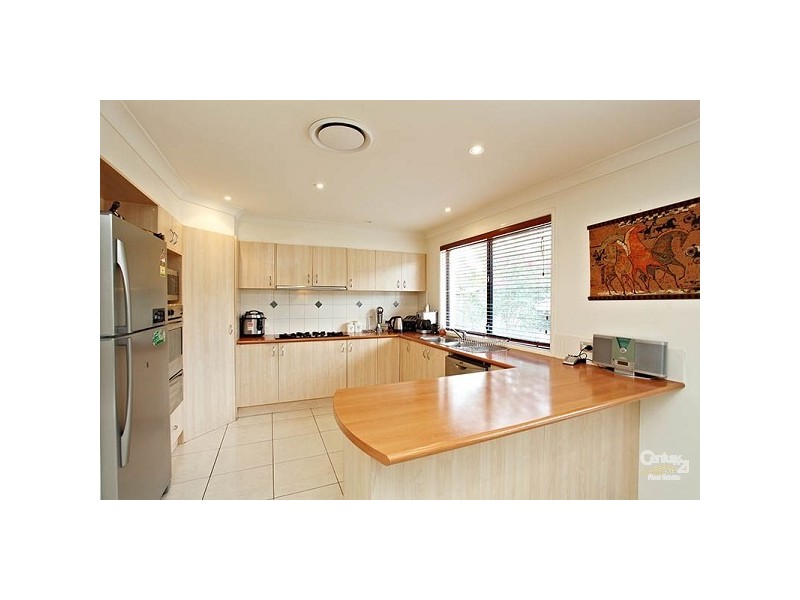 11 Vivaldi Place, Beaumont Hills NSW 2155