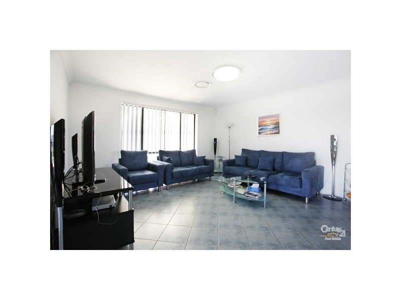 11 Turnberry Way, Rouse Hill NSW 2155