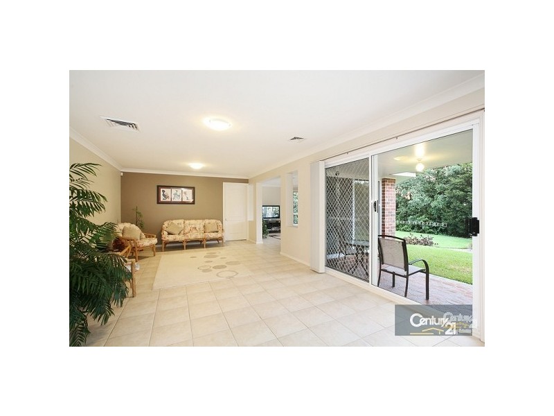 6 Lindwall Place, Rouse Hill NSW 2155