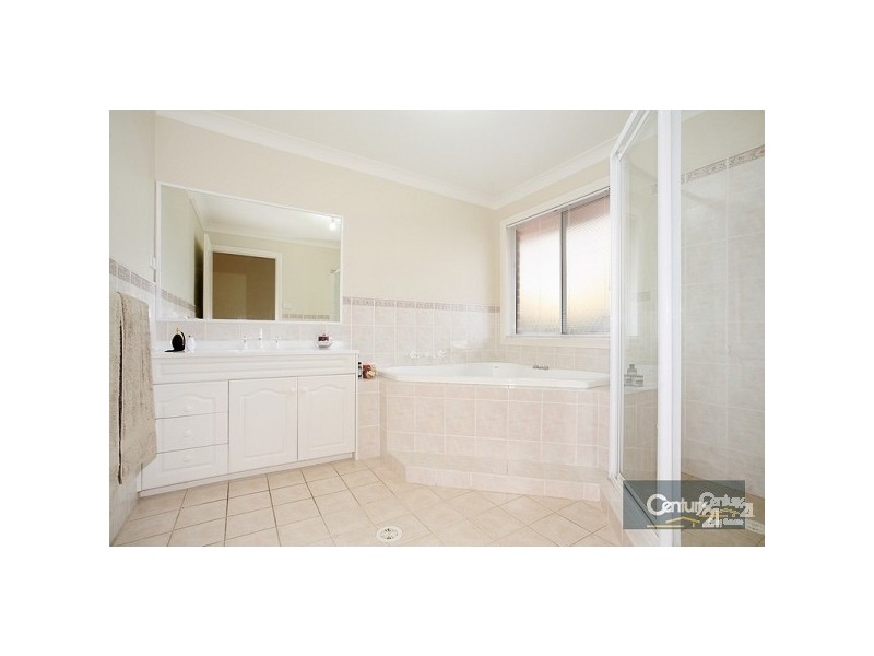 6 Lindwall Place, Rouse Hill NSW 2155