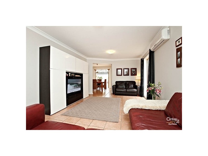 14b Rutledge Cres, Quakers Hill NSW 2763