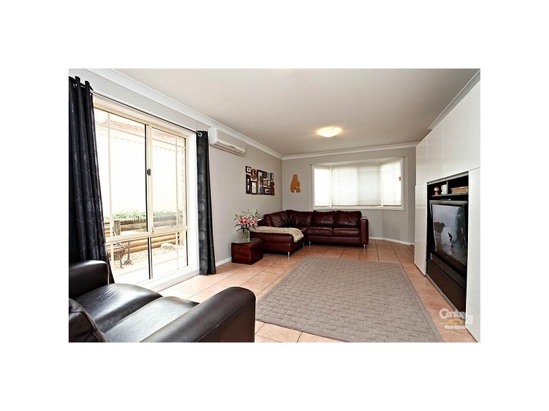 14b Rutledge Cres, Quakers Hill NSW 2763