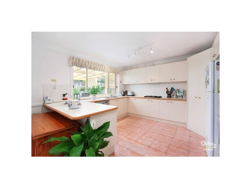 5 Carlisle Cres, Kellyville NSW 2155