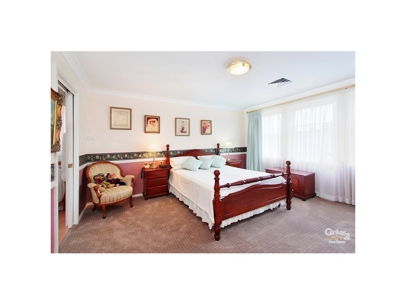 5 Carlisle Cres, Kellyville NSW 2155