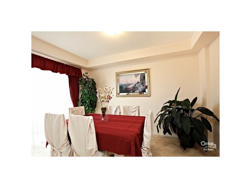 142 Brampton Drive, Beaumont Hills NSW 2155