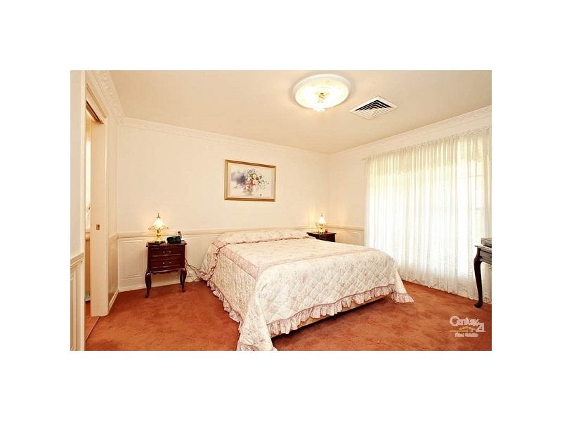 4 Fenwick Close, Kellyville NSW 2155