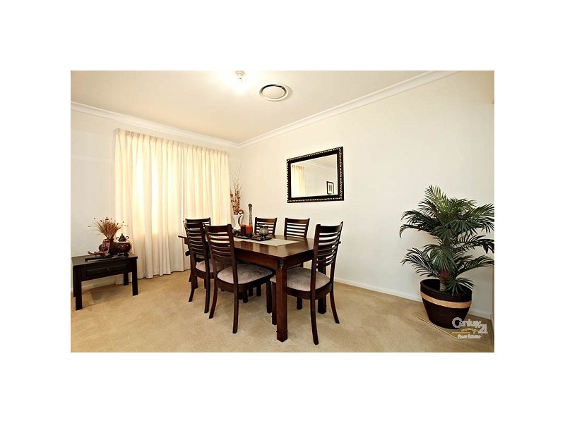 8 Sovereign Ave, Kellyville Ridge NSW 2155