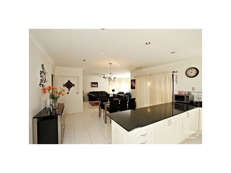 8 Sovereign Ave, Kellyville Ridge NSW 2155