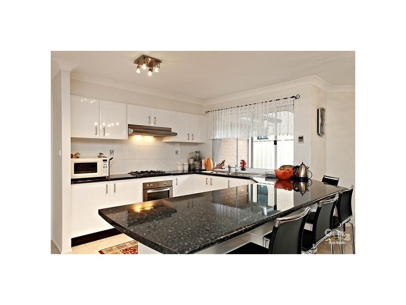 27 Damien Drive, Parklea NSW 2768