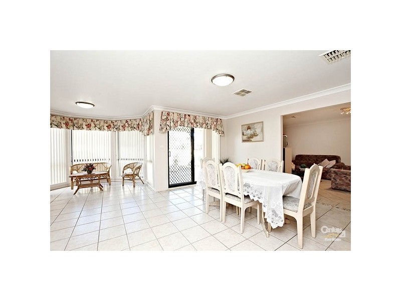 99 Brampton Drive, Beaumont Hills NSW 2155