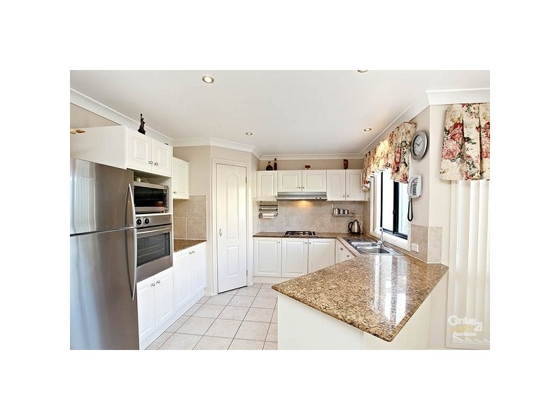 99 Brampton Drive, Beaumont Hills NSW 2155