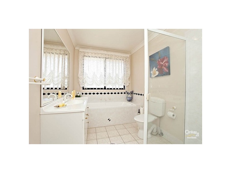 99 Brampton Drive, Beaumont Hills NSW 2155