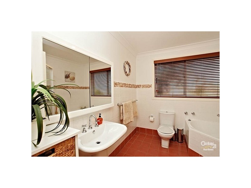 2 Spring Mill Ave, Rouse Hill NSW 2155