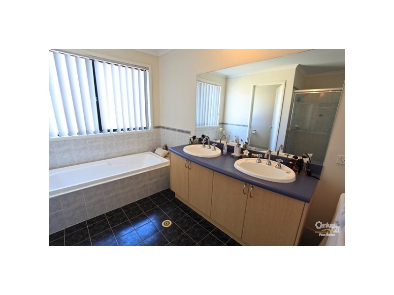 5 Herald Place, Beaumont Hills NSW 2155