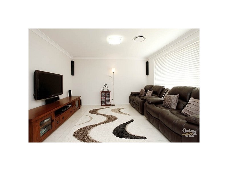 37 Courtley Av, Kellyville Ridge NSW 2155