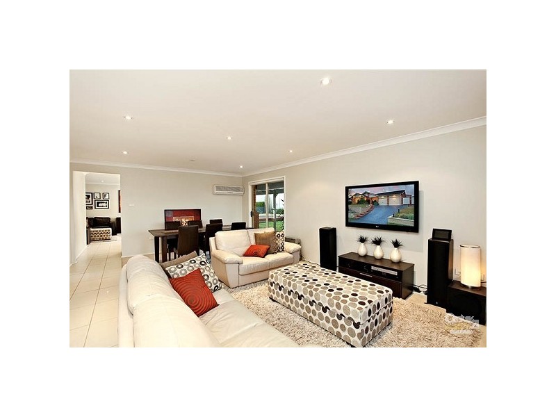 44 Kashmir Avenue, Quakers Hill NSW 2763