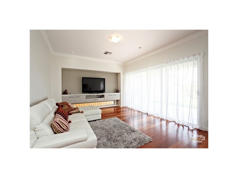 17 Freshwater Rd, Rouse Hill NSW 2155