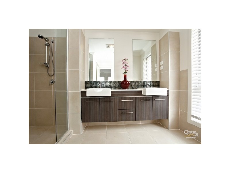 17 Freshwater Rd, Rouse Hill NSW 2155