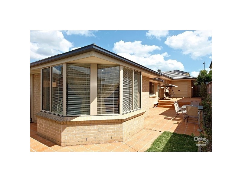 10 Islington Rd, Stanhope Gardens NSW 2768