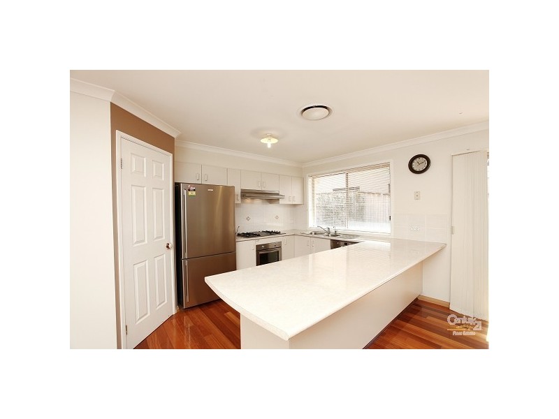 10 Islington Rd, Stanhope Gardens NSW 2768