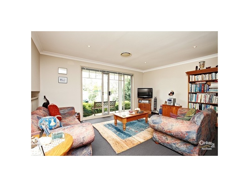 11 Gainsford Drive, Kellyville NSW 2155