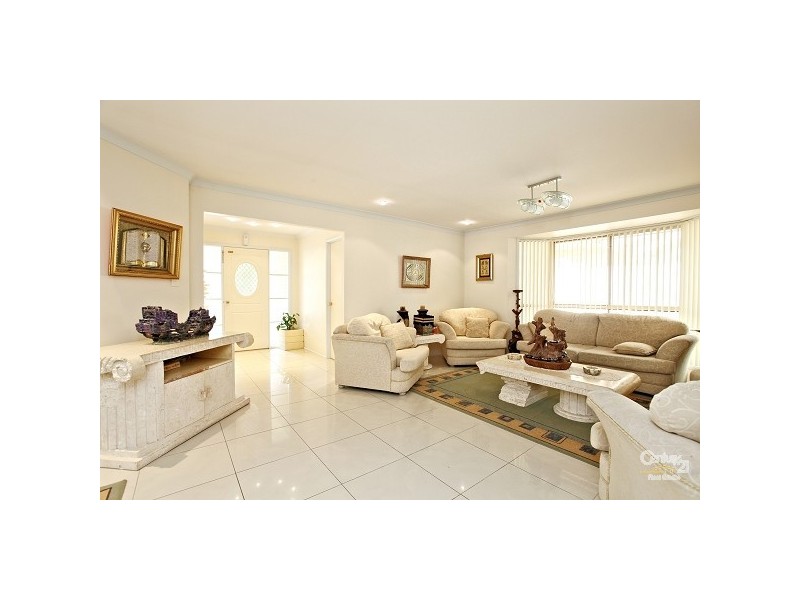 4 Greensborough Avenue, Rouse Hill NSW 2155