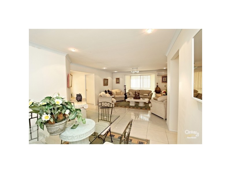 4 Greensborough Avenue, Rouse Hill NSW 2155