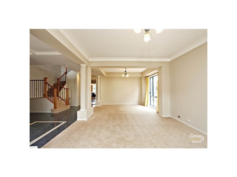 30 Fernleaf Crescent, Beaumont Hills NSW 2155