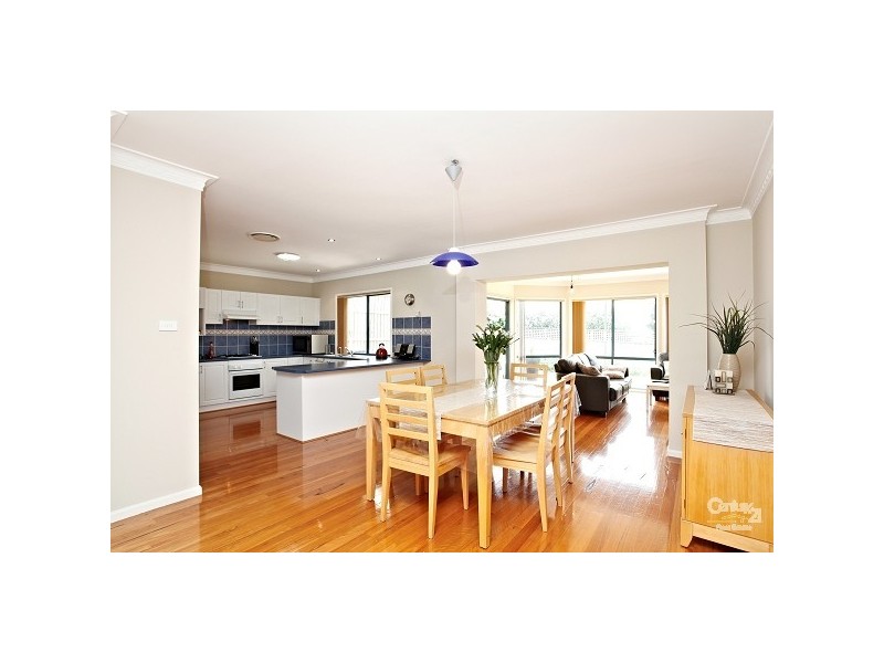 30 Fernleaf Crescent, Beaumont Hills NSW 2155
