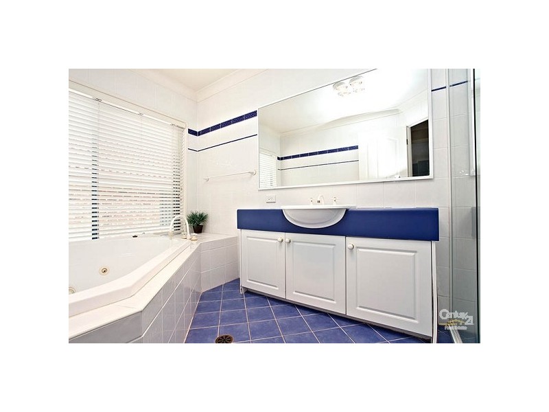 30 Fernleaf Crescent, Beaumont Hills NSW 2155