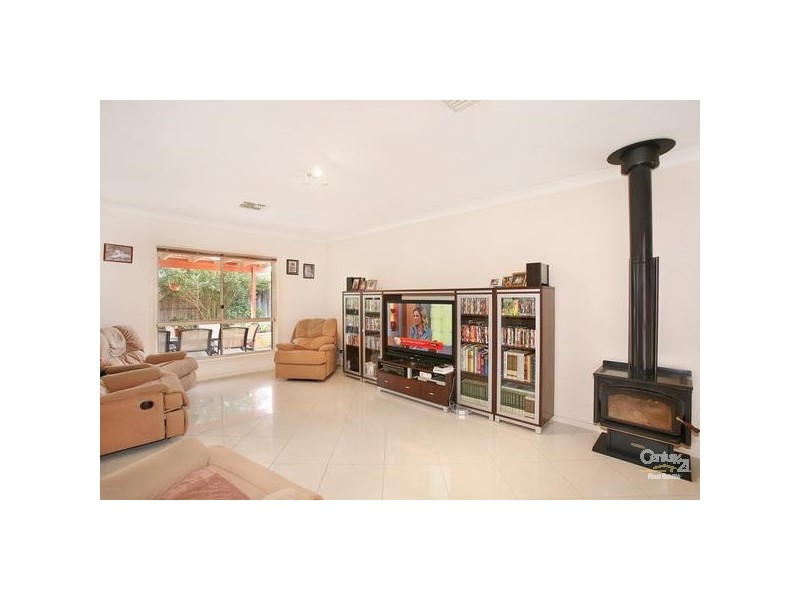 8 McGilvray Place, Rouse Hill NSW 2155