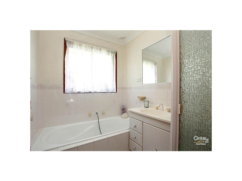 1 Canton Street, Kings Park NSW 2148