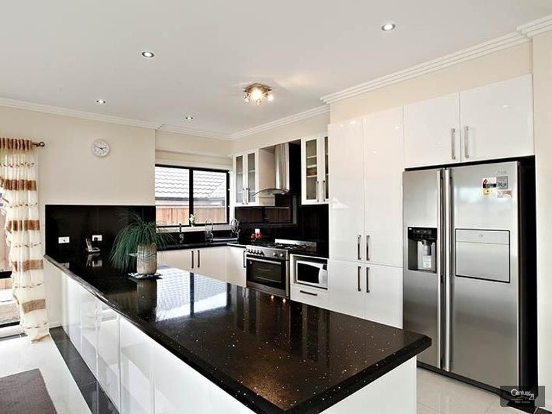 6 Yanada Street, Rouse Hill NSW 2155