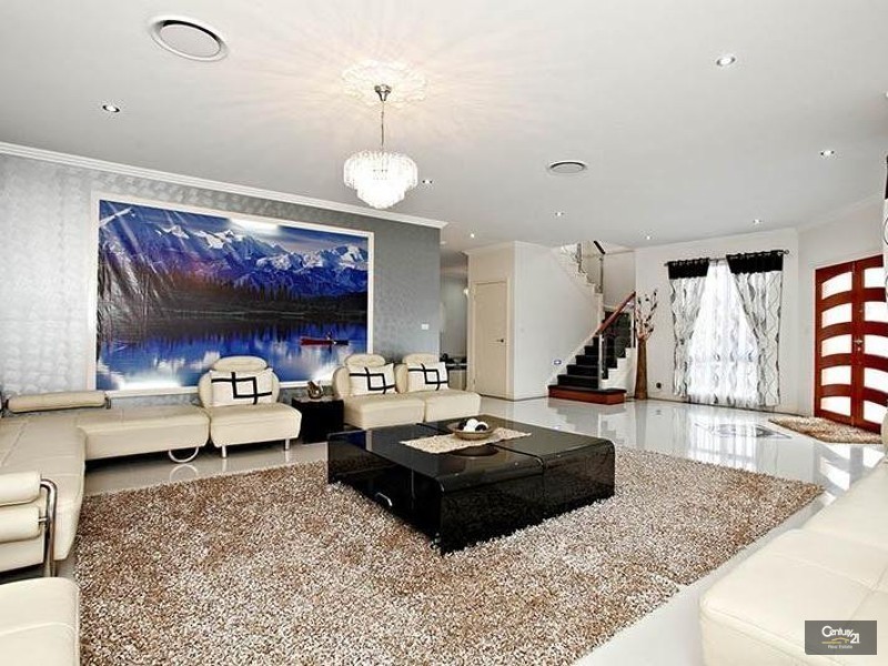 19  Caddies Boulevarde, Rouse Hill NSW 2155