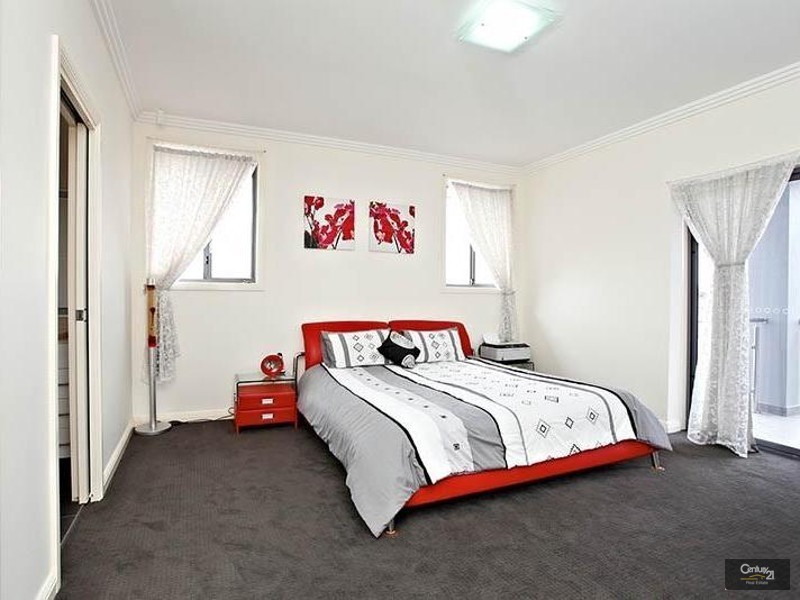 19  Caddies Boulevarde, Rouse Hill NSW 2155