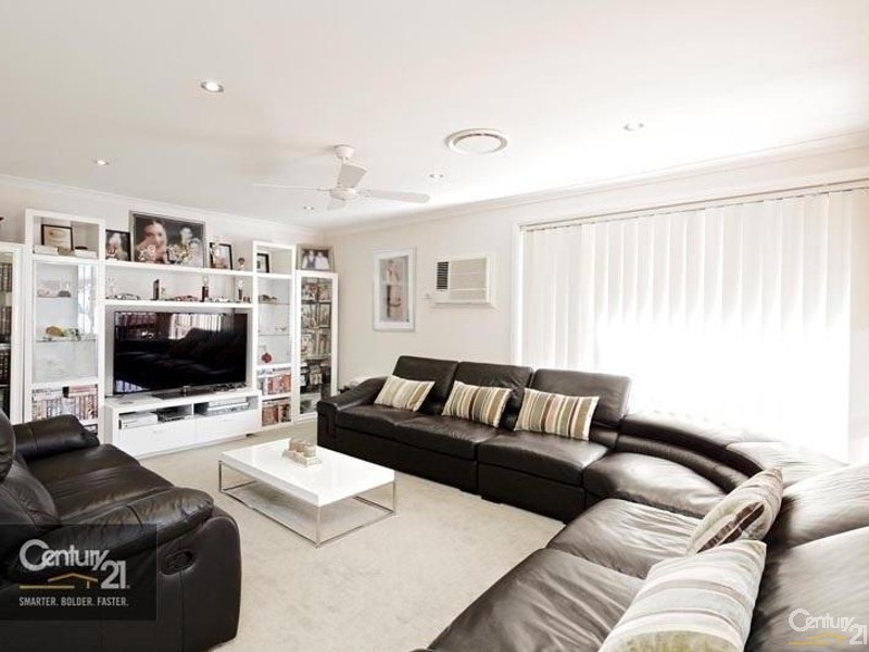 17 Wicklow Place, Rouse Hill NSW 2155