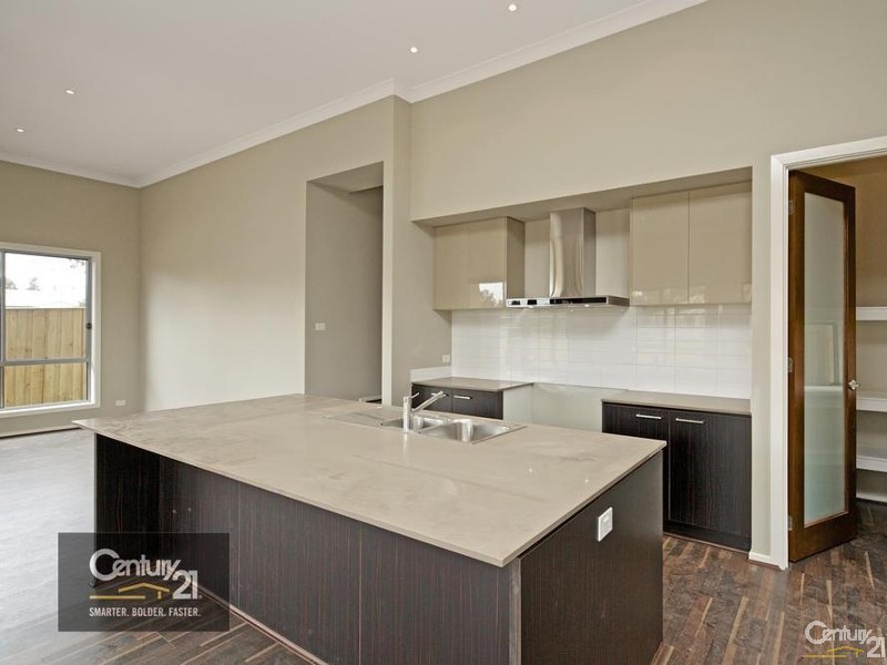 6 Cheval Street, Beaumont Hills NSW 2155